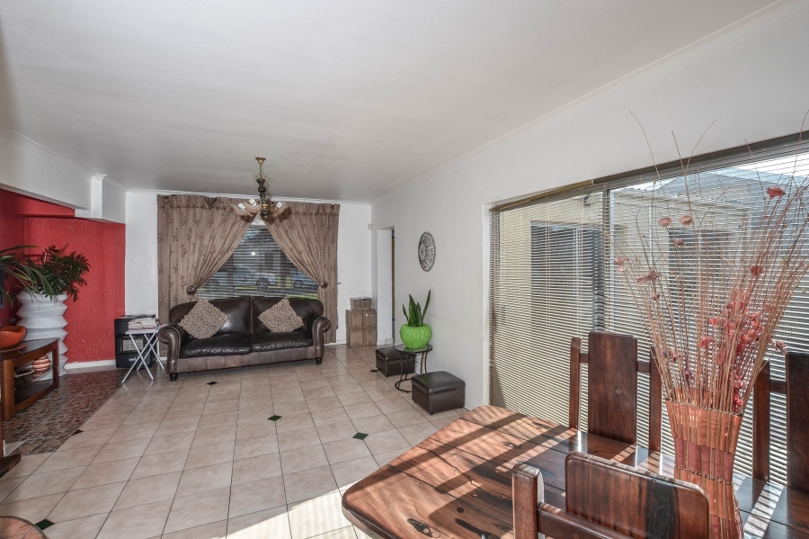 3 Bedroom Property for Sale in Tygerdal Western Cape